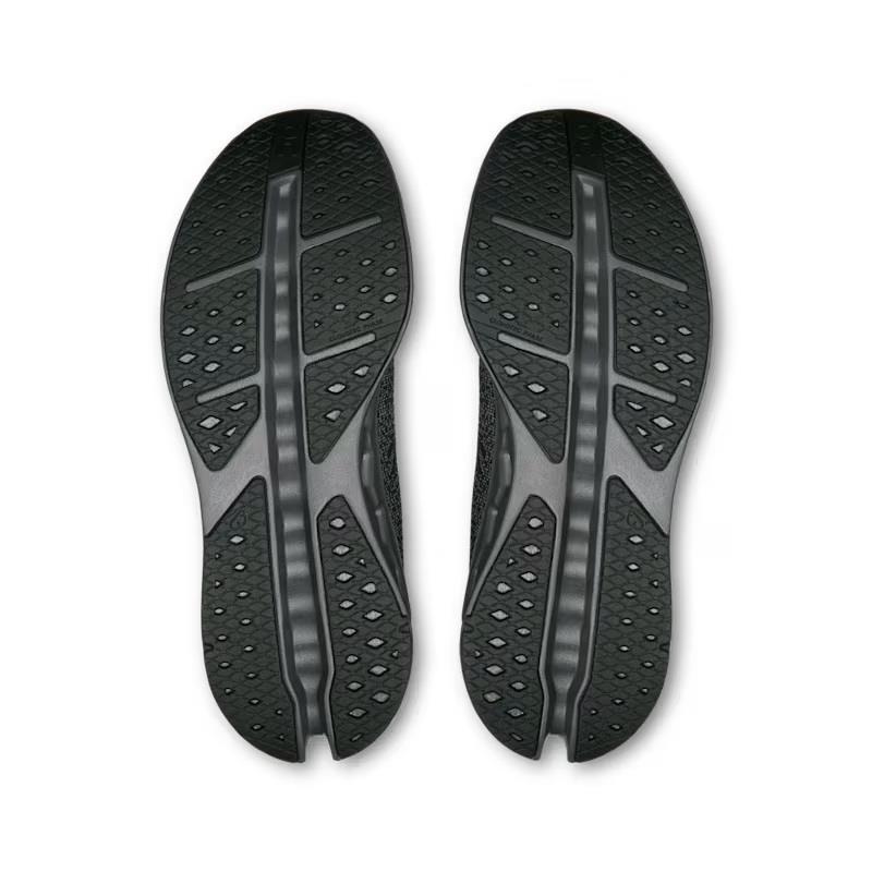 Men's Wide Fit On Cloudsurfer Max Wide Trainers