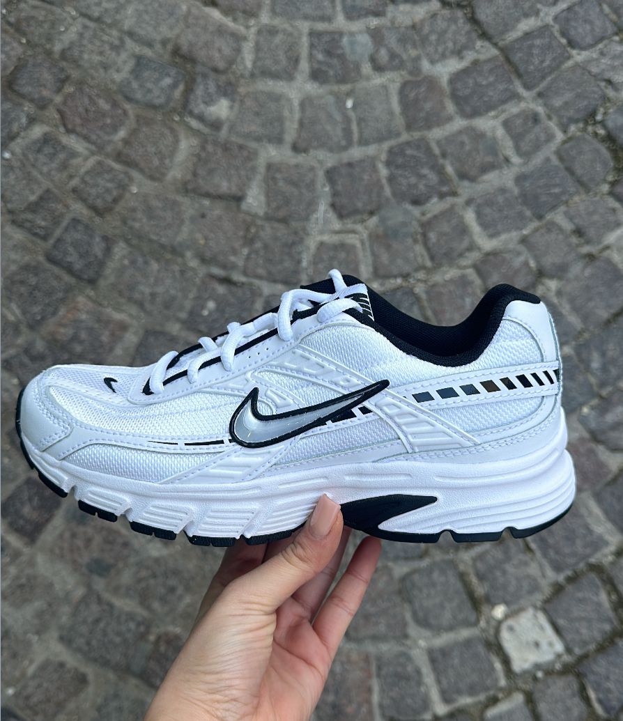 Nike v5 fq6873 101