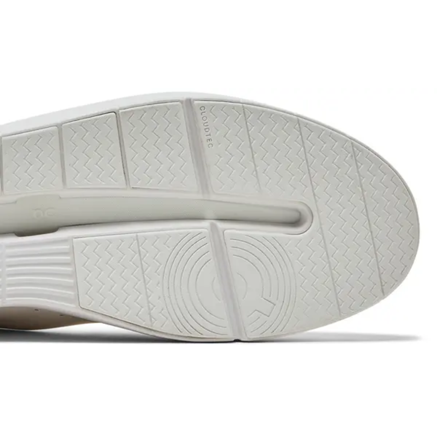 Mens ON White The Roger Advantage Sneakers, 3MD10640108