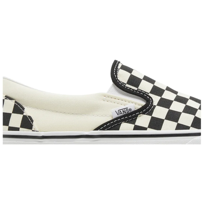Vans Mens White Classic Slip-On Stackform Sneakers, VN0A7Q5RTYQ