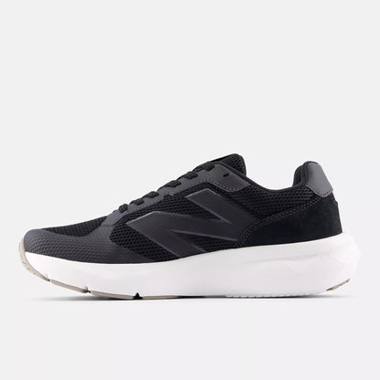 Men's Wide Fit New Balance Dynasoft UA800B Running Trainers