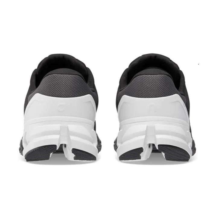 Men's Wide Fit On Cloudflyer 4 Walking Trainers