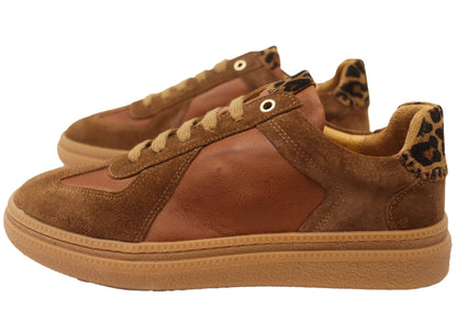 Cabello Comfort Eslyn Womens Leather European Casual Shoes