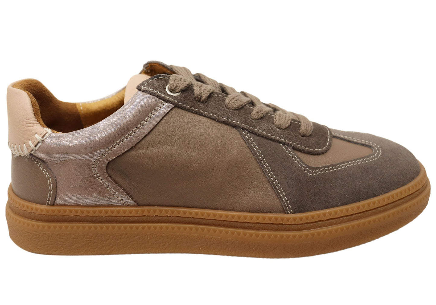 Cabello Comfort Eslyn Womens Leather European Casual Shoes