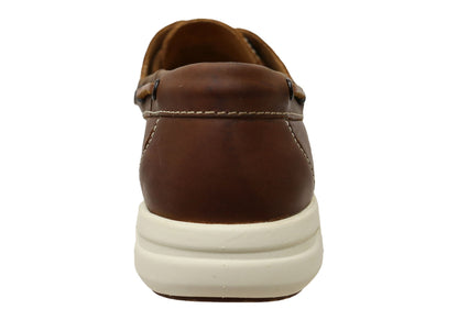 Born Mens Leather Mariner 3 Eye Boat Shoes With Comfortable Footbed