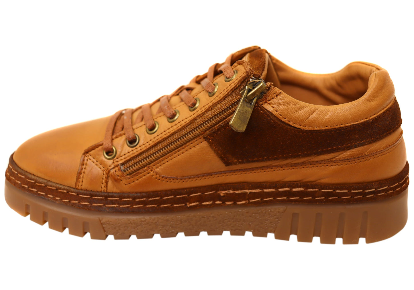 Cabello Comfort Wren Womens Leather Wide Fit Leather Casual Shoes