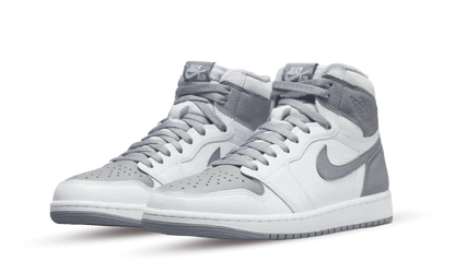 Air Jordan 1 Retro High OG Stealth