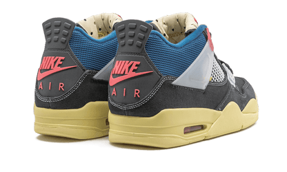 Jordan 4 Union Off Noir